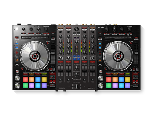 Photo produit du contrôleur SX3 pour Serato DJ Pro de la marque Pioneer. Image sur fond blanc.
