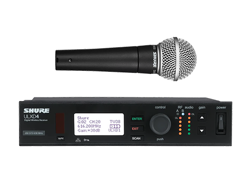 Photo des produits suivants : micro main SM58 et récepteur ULX4D de la marque Shure.